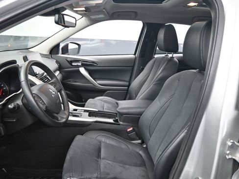 Used 2023 Mitsubishi Eclipse Cross SE image 10