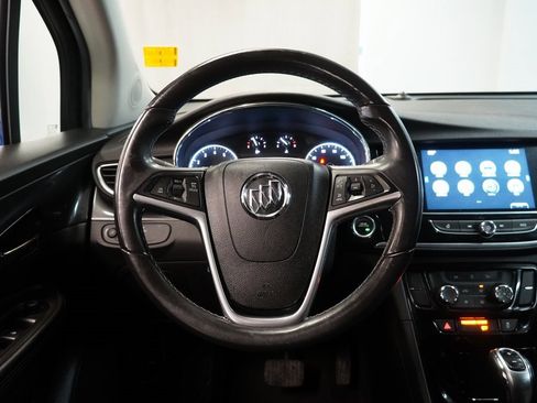 Used 2018 Buick Encore Preferred image 17