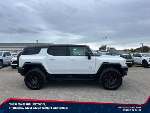 New 2026 GMC Hummer EV SUV AWD/4WD image 8