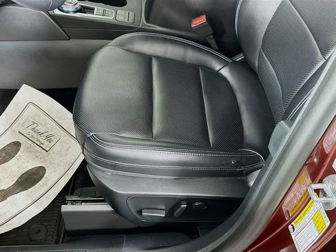 Certified 2021 Ford Escape SEL FWD image 25