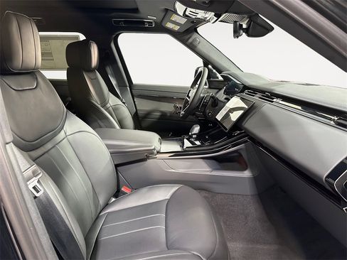 New 2026 Land Rover Range Rover Sport Dynamic SE image 15