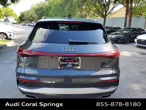 Certified 2025 Audi Q5 Premium w/ Premium Plus AWD/4WD image 7