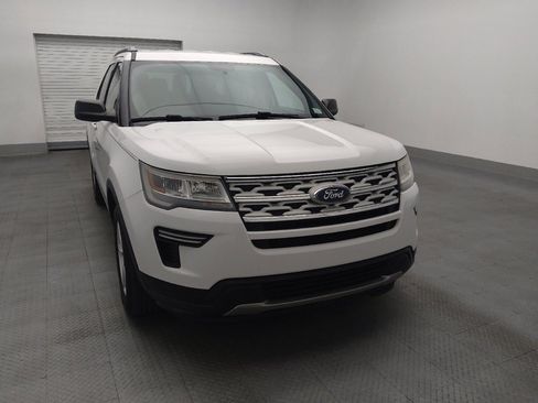 Used 2018 Ford Explorer XLT FWD image 14