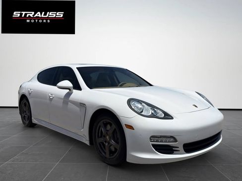 Used 2011 Porsche Panamera 4 AWD/4WD image 1