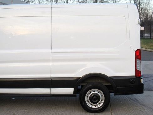 Used 2019 Ford Transit 250 148 Medium Roof image 6