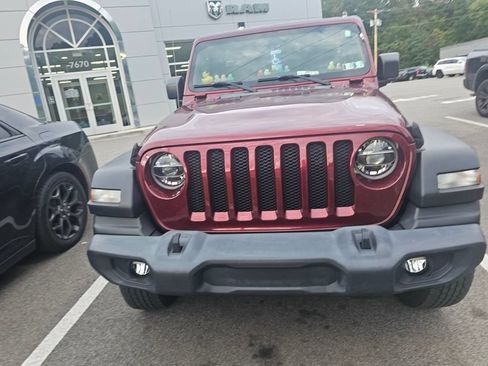 Used 2021 Jeep Wrangler Unlimited Sport AWD/4WD image 6