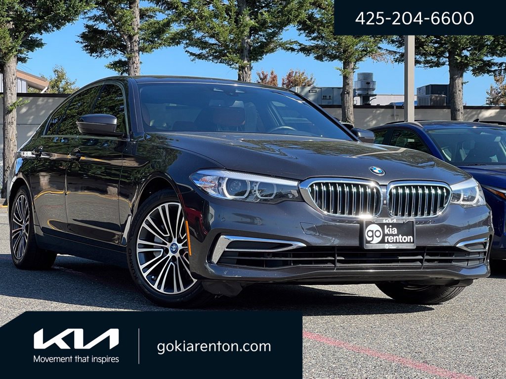 Used 2019 BMW 530e w/ Premium Package RWD image 1