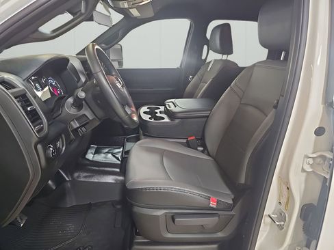 New 2026 RAM 2500 Tradesman AWD/4WD image 9