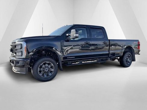 Used 2023 Ford F250 Lariat w/ Sport Appearance Package image 3