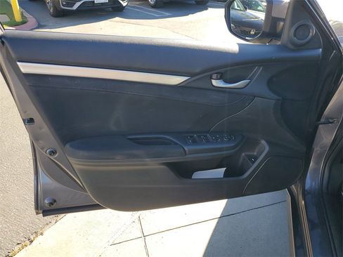 Used 2017 Honda Civic EX-T image 18