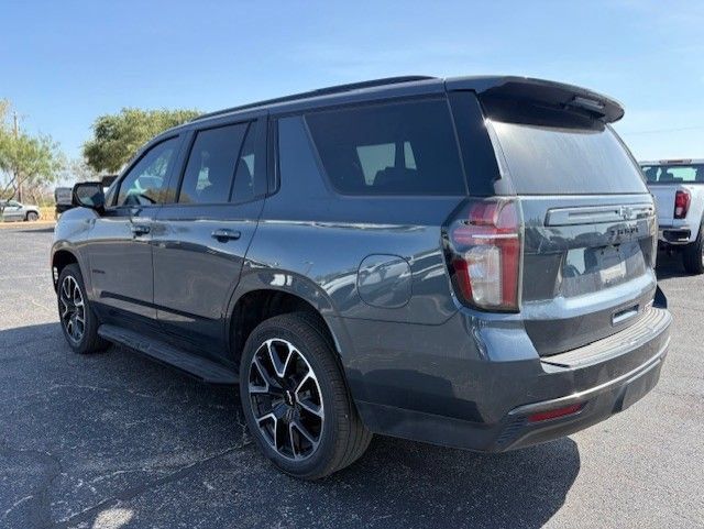 Used 2021 Chevrolet Tahoe RST w/ Luxury Package AWD/4WD image 4
