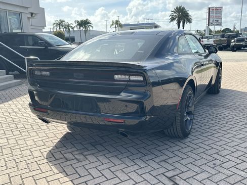 New 2026 Dodge Charger R/T AWD/4WD image 7