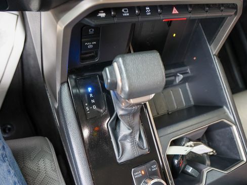 Used 2023 Toyota Tundra Limited RWD image 28