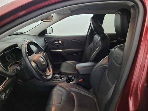 Used 2019 Jeep Cherokee Limited AWD/4WD image 17