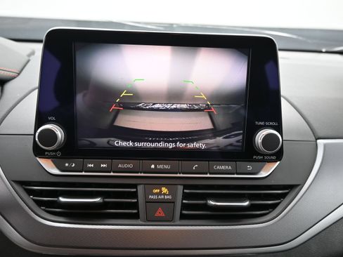 Certified 2023 Nissan Altima 2.5 SR FWD image 16
