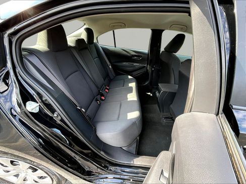 Used 2024 Toyota Corolla LE FWD image 25