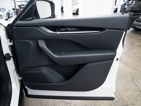 Used 2021 Maserati Levante S image 24