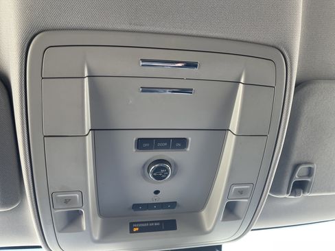 Used 2020 Chevrolet Tahoe Premier image 31