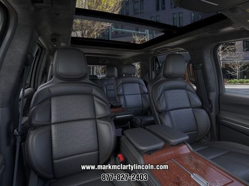 New 2026 Lincoln Navigator Black Label AWD/4WD image 10