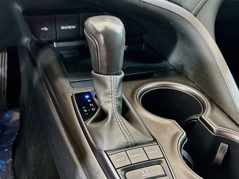 Used 2024 Toyota Camry XSE FWD image 14