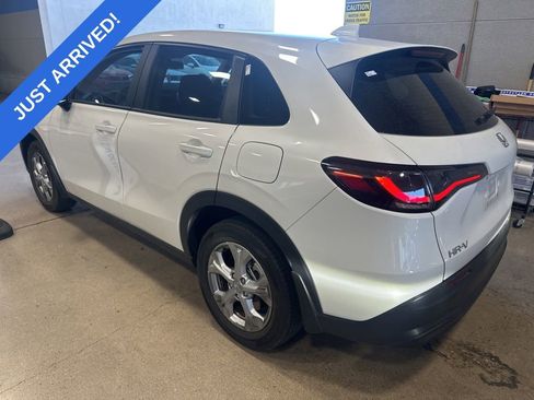 Certified 2025 Honda HR-V LX image 4
