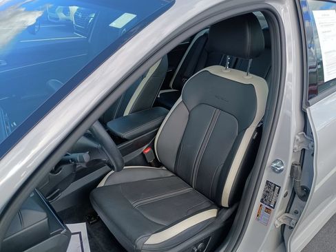New 2025 Kia K5 GT-Line FWD image 17
