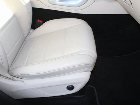 Used 2022 Mercedes-Benz GLE 350 4MATIC image 16