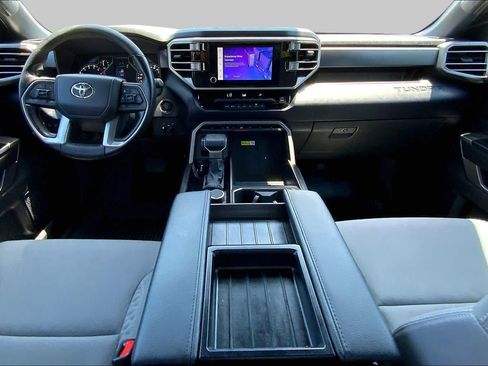 Used 2025 Toyota Tundra SR5 AWD/4WD image 15