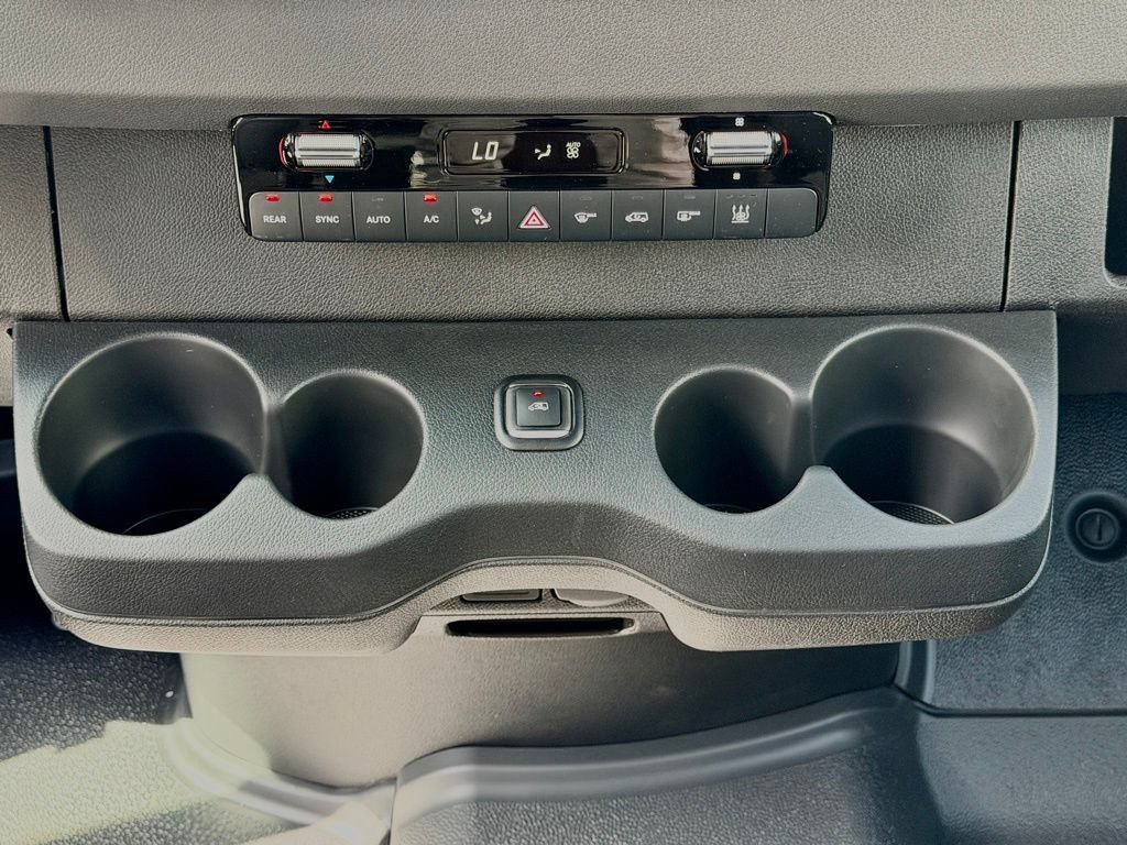 New 2026 Mercedes-Benz Sprinter 2500 image 19