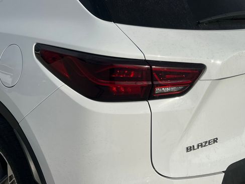 Used 2025 Chevrolet Blazer LT image 13