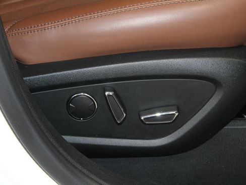 Used 2022 Lincoln Nautilus Reserve w/ Equipment Group 201A FWD image 27