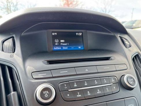 Used 2016 Ford Focus SE image 13