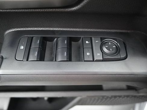 Used 2026 Toyota Tacoma TRD Off-Road AWD/4WD image 9