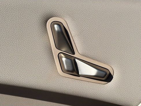 Certified 2023 BMW iX xDrive50 w/ Sport Package image 27