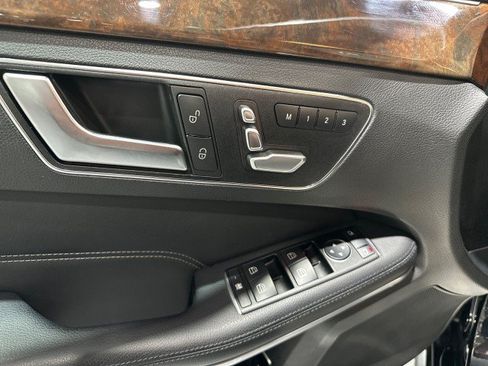 Used 2014 Mercedes-Benz E 350 Sedan image 41