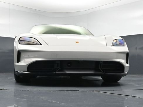 New 2026 Porsche Taycan GTS AWD/4WD image 28