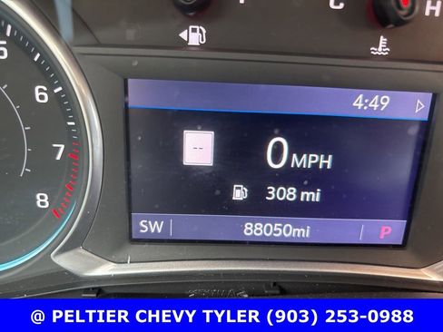 Used 2021 Chevrolet Traverse LT w/ LT Premium Package image 24