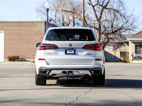 New 2026 BMW X5 xDrive50e w/ M Sport Package image 4