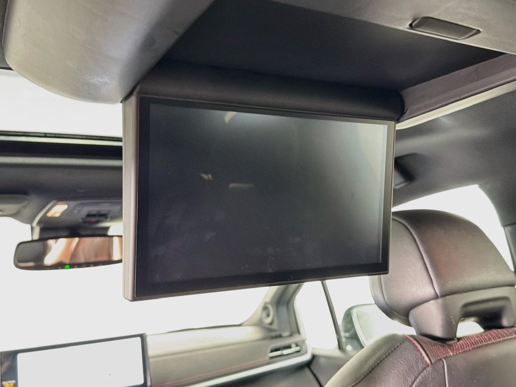 Used 2025 Toyota Sienna XSE w/ XSE Premium Package AWD/4WD image 25