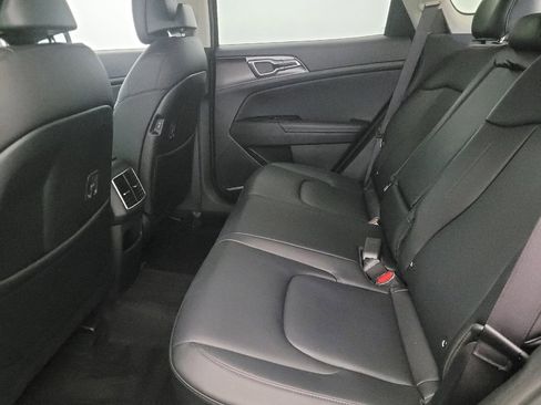 Used 2023 Kia Sportage EX w/ EX Premium Package image 18