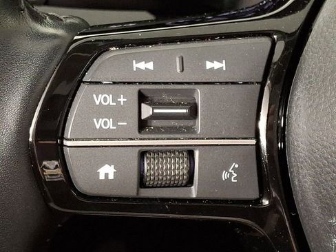 Used 2025 Honda CR-V EX-L image 21