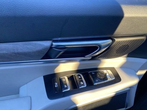 Used 2022 Kia Telluride EX w/ EX Premium Package image 20