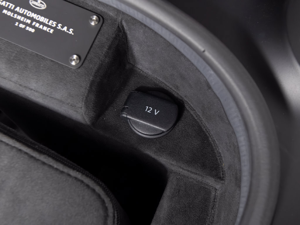 Used 2019 Bugatti Chiron AWD/4WD image 84