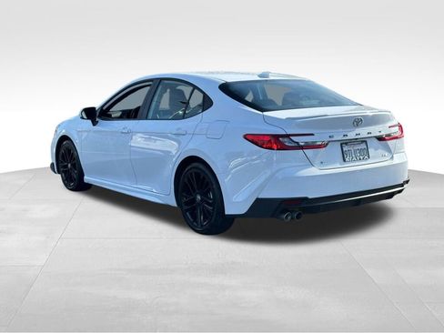 Certified 2025 Toyota Camry SE image 6