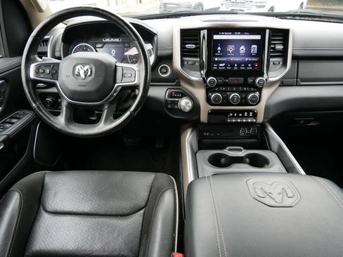 Used 2019 RAM 1500 Laramie AWD/4WD image 15