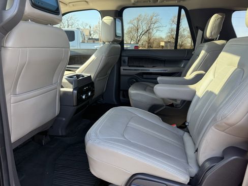 Used 2018 Ford Expedition Max Limited w/ Equipment Group 302A image 8