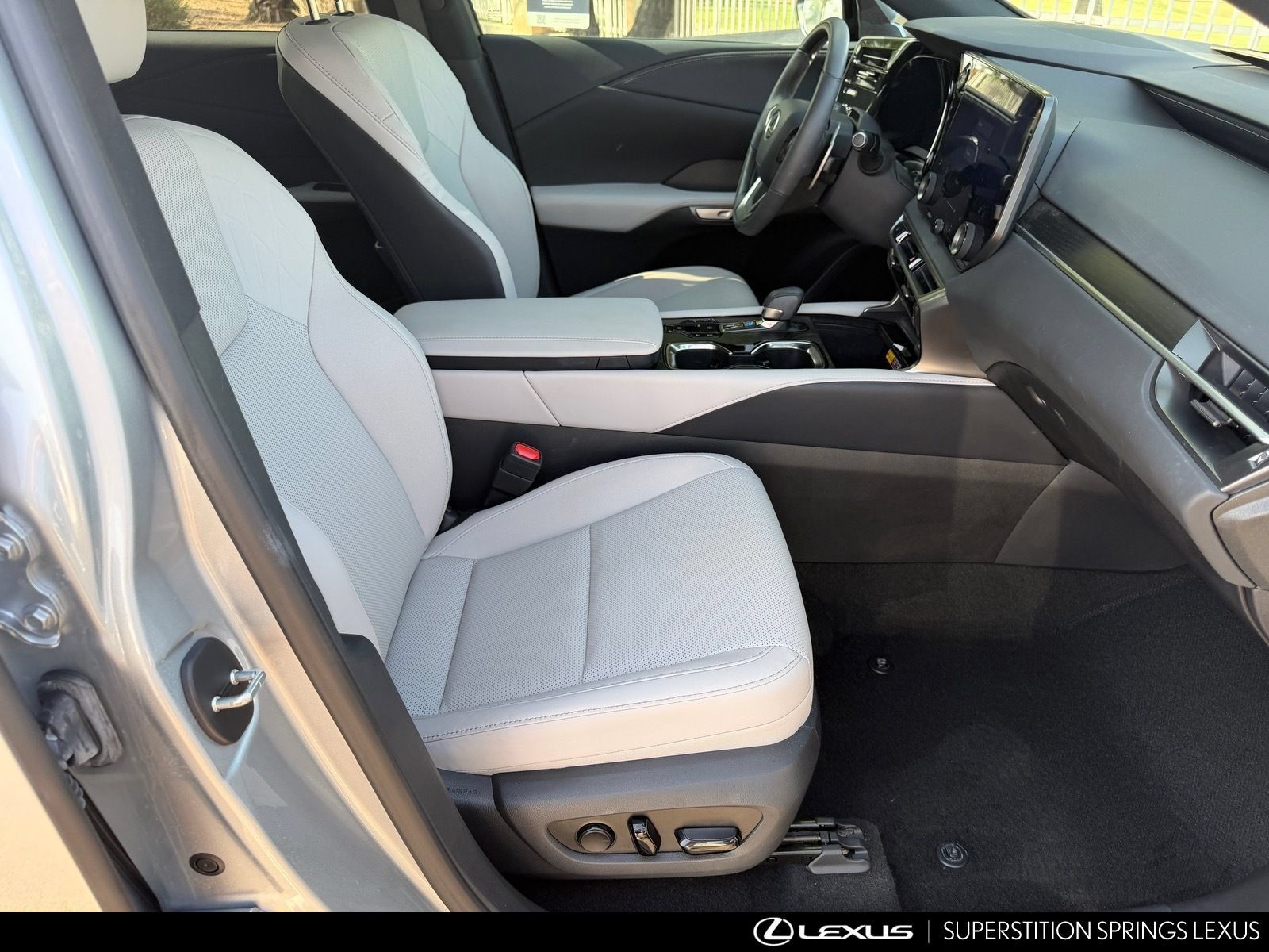 Certified 2024 Lexus RX 350 Premium w/ Convenience Package AWD/4WD image 29