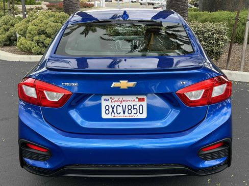 Used 2017 Chevrolet Cruze LT w/ Convenience Package FWD image 16