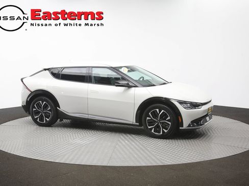 Used 2022 Kia EV6 Wind RWD image 49