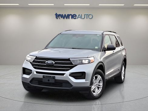 Used 2022 Ford Explorer XLT AWD/4WD image 9